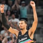 Victor Wembanyama jubilating after the win against LA Clippers.