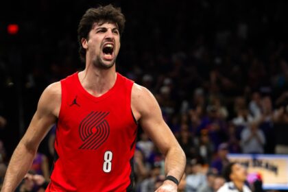 Advija roars after incredible performance for Blazers over Suns