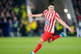 Julian Alvarez celebrating after his goal against Barcelona