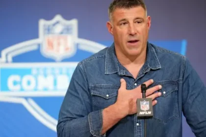 New England Patriots head coach Mike Vrabel