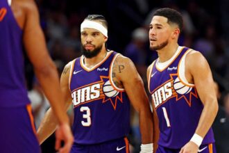 Suns' Booker, Brooks