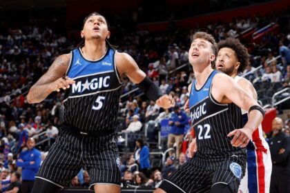 Magic against Pistons in Playoff