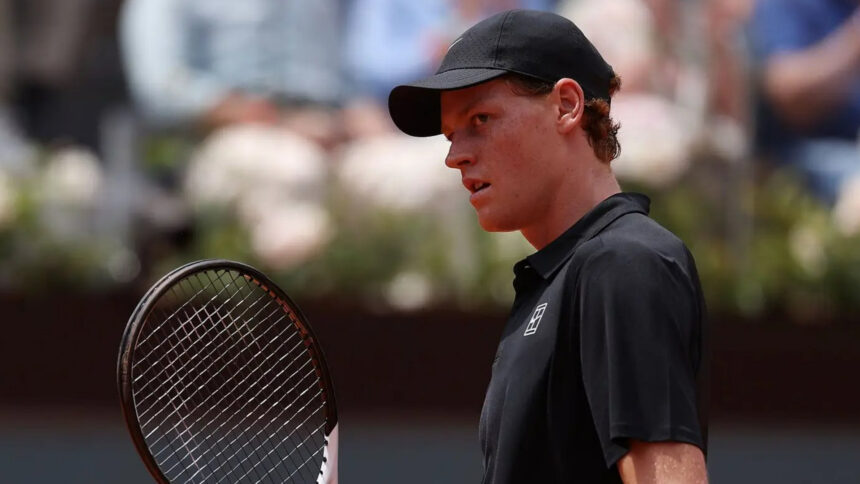 World #1 Jannik Sinner defeats Andrey Rublev 6-2, 6-4 to reach the semifinals in Rome for a 2nd consecutive year.