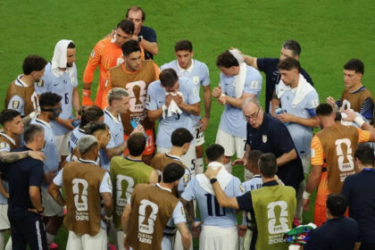FIFA World Cup 2026 - Group H - Saudi Arabia v Uruguay - Miami Stadium, Miami Gardens, Florida, US - June 15, 2026 Uruguay coach Marcelo Bielsa speaks to his players during the second half hydration break. (Reuters)