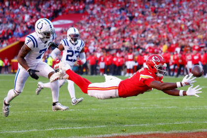 Kansas City Chiefs wide receiver JuJu Smith-Schuster (9) has the pass just go off his finger tips during an NFL game between the Indianapolis Colts and the Kansas City Chiefs on November 23, 2025 at GEHA Field at Arrowhead Stadium in Kansas City, MO