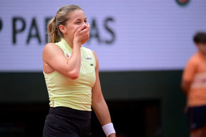 Maja Chwalinska overwhelmed after beating Anna Kalinskaya to reach her first Grand Slam semi-final.