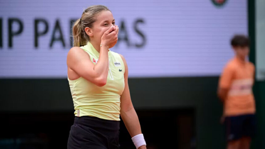 Maja Chwalinska overwhelmed after beating Anna Kalinskaya to reach her first Grand Slam semi-final.