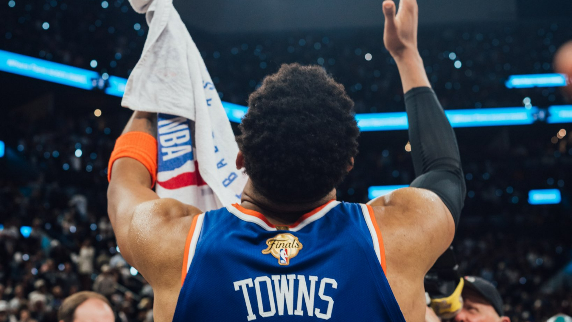 Karl-Anthony Towns had 21 points and 13 rebounds