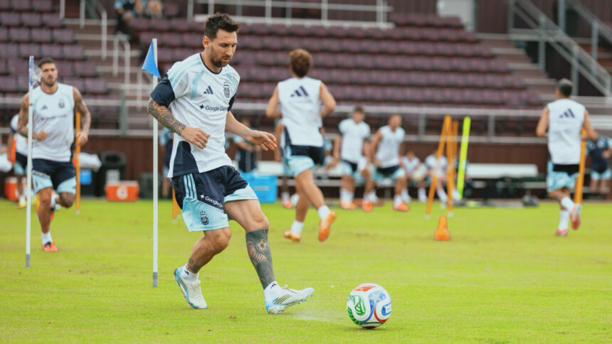 Messi in training ahead of the World Cup