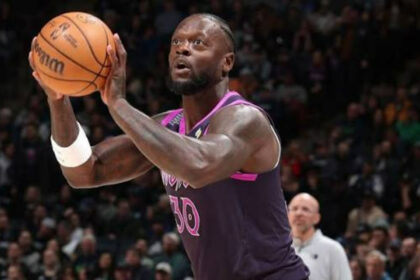 Wolves to trade Randle to Nets