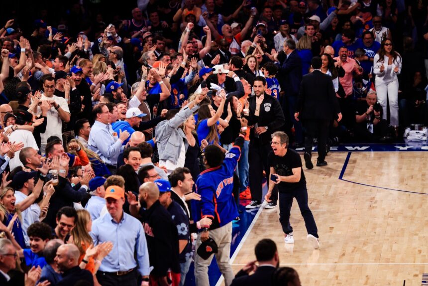 New York Knicks at home