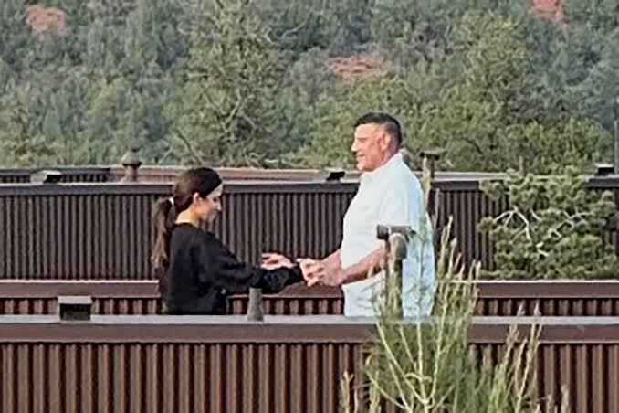 Top New York Times NFL reporter Dianna Russini and New England Patriots head coach Mike Vrabel were snapped on what appears to be the roof of a private bungalow at the Ambiente resort in Sedona, Arizona.