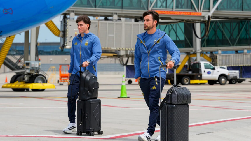 julian-alvarez and nicolas-tagliafico