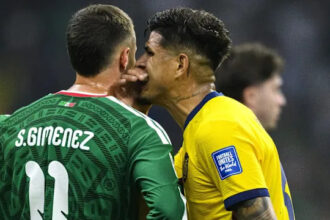 Hincapie becomes second player sent off for covering mouth