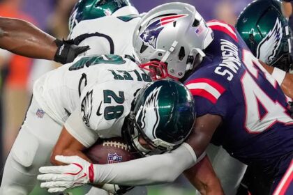 1 in 4 former NFL players may have CTE, new study says