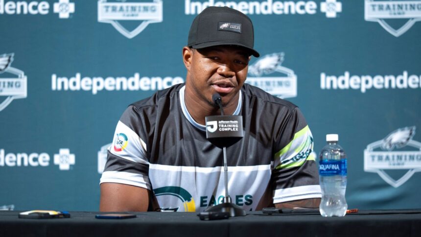 Eagles' Nolan Smith apologizes for 'unacceptable' speeding arrest